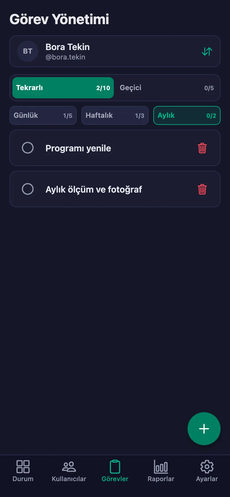 Programı madde madde ekliyor, sporcunun yazdığı notu aynı yerde görüyorsunuz.