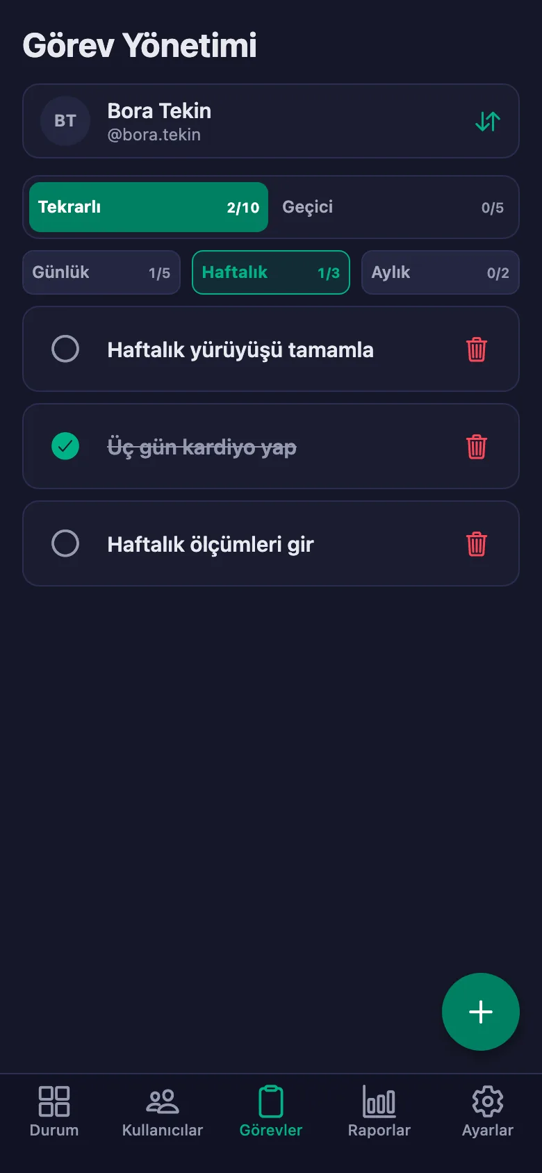 Programı madde madde ekliyor, sporcunun yazdığı notu aynı yerde görüyorsunuz.