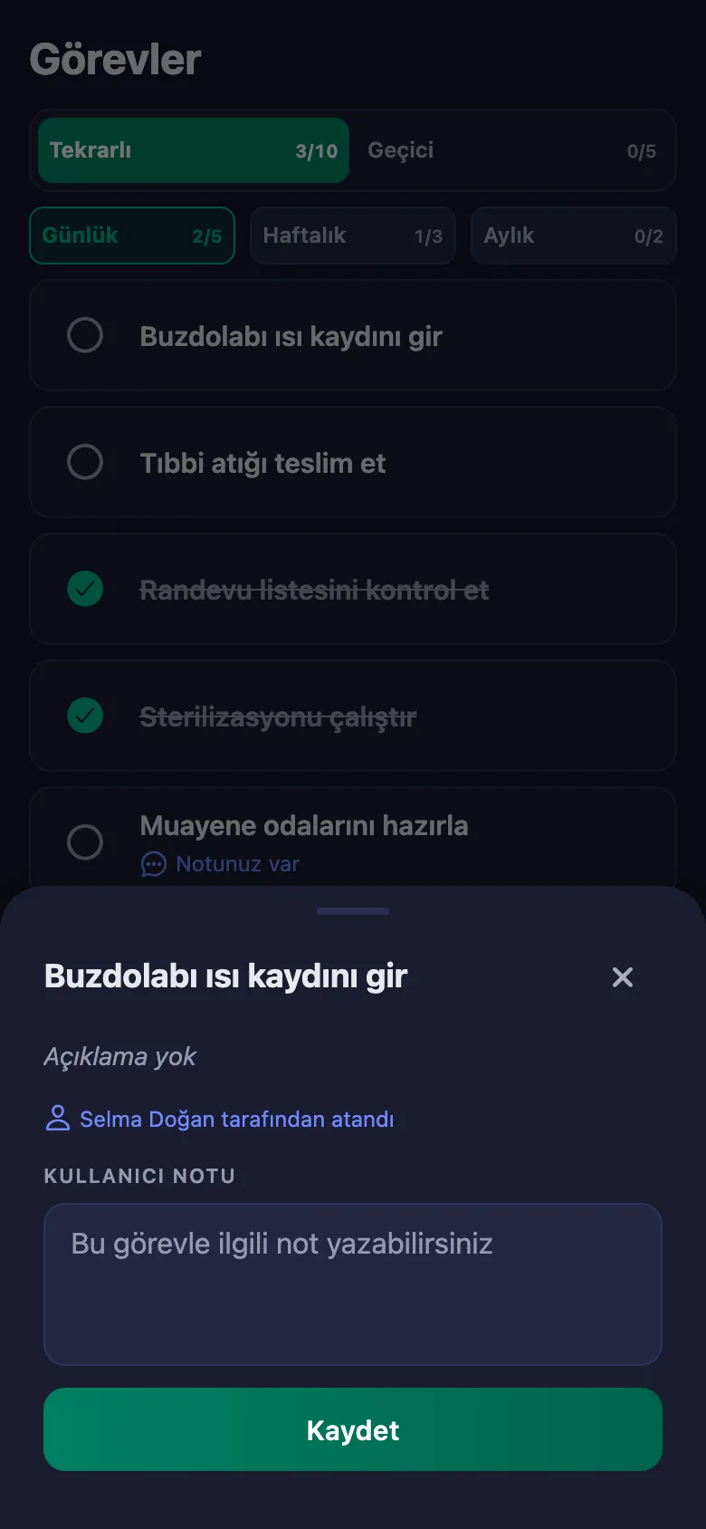 Hangi oda, hangi cihaz — kısa bir not; yönetici okuyor ama değiştiremiyor.